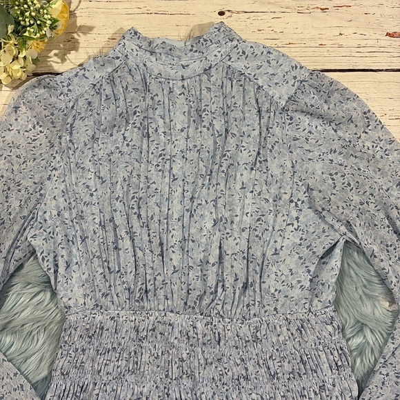 House of Harlow 1960 Shona Joy Mockneck Long Sleeve Smocked Mini Dress - Picture 4 of 10